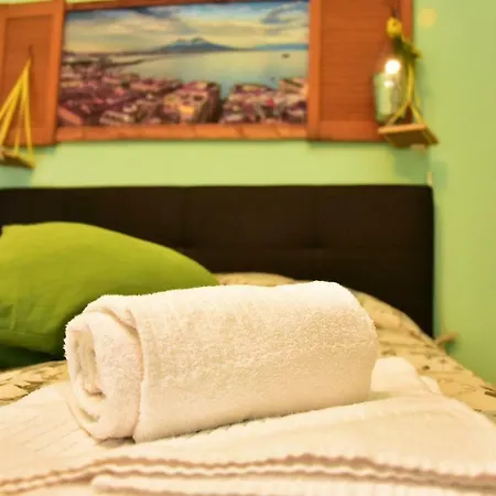 Bed & Breakfast Rooftop Santa Chiara Naples